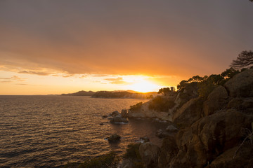 Obraz premium Sunset on the Ronda de Lloret de Mar path