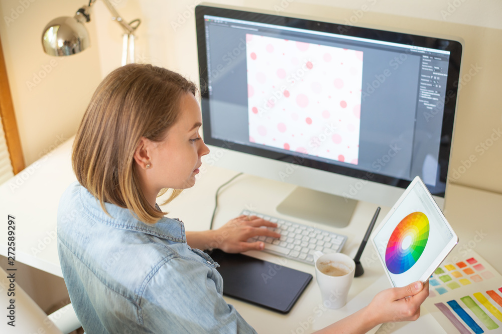 Aufkleber graphic designer. work with color on the project. web design concept. freelancer. art