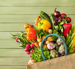 Sweet pepper and artichoke with other vegetables