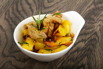 Fried potato with pork