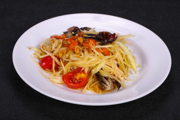 Green mango salad with seafood