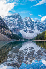 Fototapeta premium Moraine Lake, Rocky Mountains, Canada