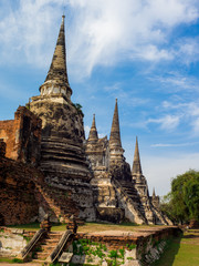 Fototapeta premium Pagoda at Wat Phra Si Sanphet temple in Ayutthaya Historical Park, Thailand.