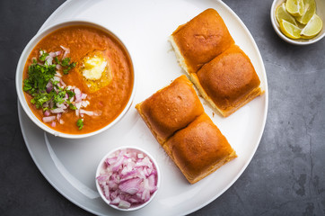  Indian spicy fast food / snacks Paav Bhaji with bread, onion and butter