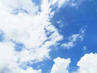 Fototapeta premium blue sky and clear white cloud nature background