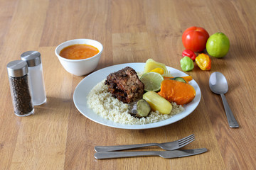 Assiette africaine de poisson