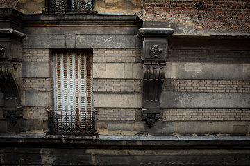 Immeuble haussmannien abandonné, Paris
