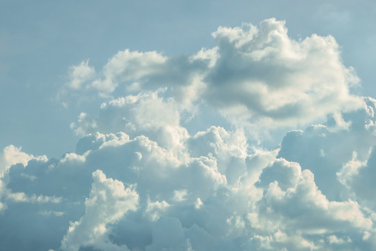 The white clouds in the sky in the afternoon. © guidenuk