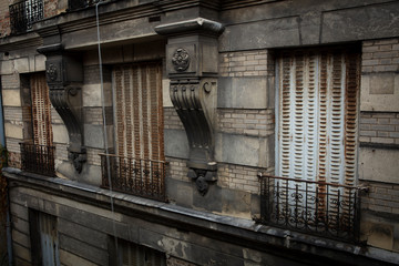 Immeuble haussmannien abandonn&eacute;, Paris