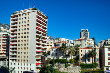 Monte Carlo Hochhäuser und Palmen