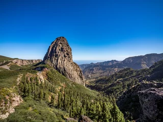 Fototapete Schöne Panorama-Landschaft der Berge im Nationalpark Garajonay in La Gomera Kanarische Inseln Spanien © doleesi