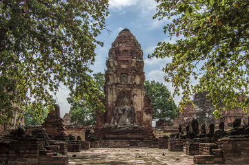 Wat Mahathat ruins