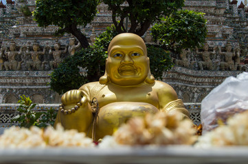 statue of buddha