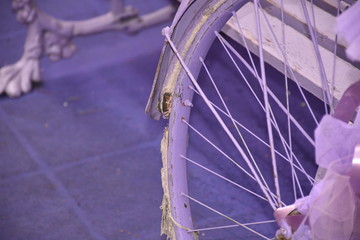 Fahrrad, Rad, Violett, lackiert, Rad, Reifen, defekt, Kette, Dynamo, Speichen, Vollgummi,...