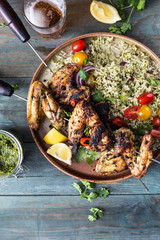 Aile de Poulet Sauce Chimichurri Grillés Au Barbecue pour l ' été