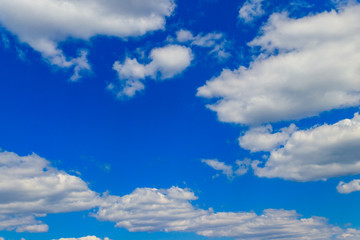 Fototapeta premium White clouds in blue sky
