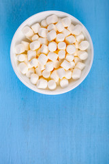 Marshmallow in a white bowl