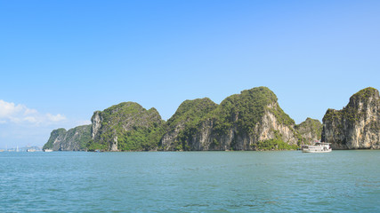 Naklejka premium HALONG bay in vietnam. UNESCO World Heritage Site. The most popular view for travel in Halong bay