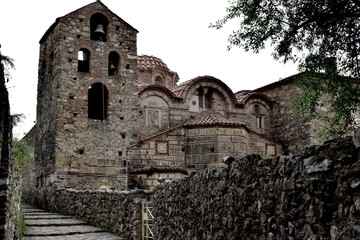 Fototapeta na wymiar a Medieval church in the Greek Mediaval town of Mistras