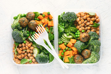 Healthy vegan lunch box
