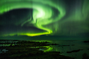 Nordlicht über den Schären bei Svedjehamn [FIN[