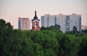 Obraz premium Moscow, Borisov ponds, summer evening, walk