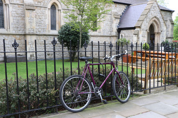 Fototapeta na wymiar 駐輪中の自転車