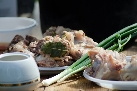 boiled lamb with green onions cooked in nature