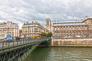 Fototapeta na wymiar Paris - Pont d' Arcole
