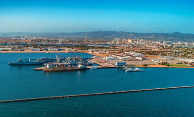 Fototapeta na wymiar Aerial view of ships in the San Francisco bay