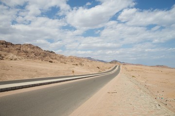 Fototapeta na wymiar Road to Dahab
