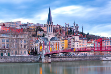 Fototapeta premium Lyon. St. George's Bridge over the River Saona.