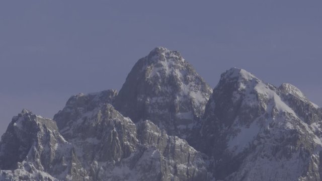 Kranjska Gora, Schipiste, FIS, Schirennen, Ski-Worldcup, Slowenien, Vrsic, Podkoren, Dorf, Schilift, Gipfel, Berg, Fels, Schroff, wild, Tal, Sava Dolinka, Julische Alpen, Wurzenpass, Winter, Jahreszei