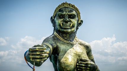 Obraz premium Giant statue on Koh Samet