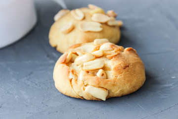 Lemon shortbread cookies with peanuts