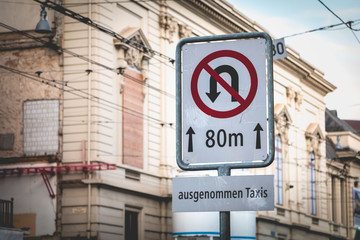 road sign prohibition to make a turn in taxi way in German