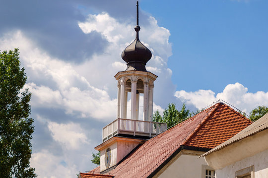 old German chapel building element