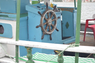timão leme barco embarcação © janellins