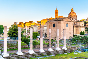 Obraz premium Roman Forum and Capitoline Hill in early morning sunrise time, Rome, Italy