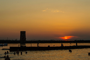 Atardecer en la playa © mauricio