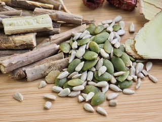 한국의 음식 삼계탕 재료 