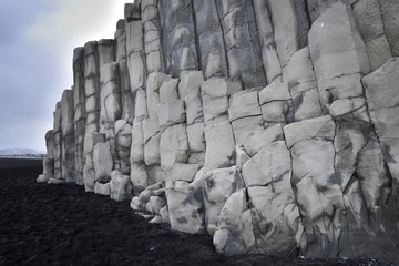 Basaltsäulen in Reynisfjara | Island