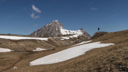 hiking on the high plateaux of the Vercors, at the foot of the Grand Veymont