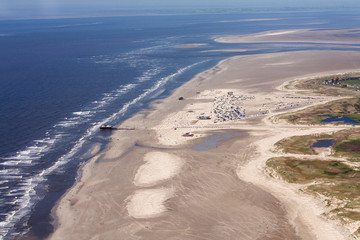 Fototapeta na wymiar St. Peter-Ording, Luftbild vom Schleswig-Holsteinischen Nationalpark Wattenmeer