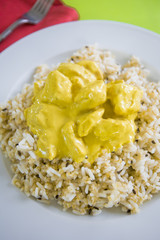 poulet au curry et riz