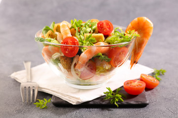 mixed vegetable salad with shrimp
