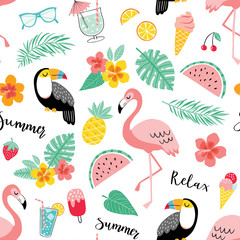 Obraz premium Seamless pattern with summer elements. Vector illustration of flamingo, toucan, pineapple, tropical leaves, watermelon, flowers, sunglasses, ice cream.