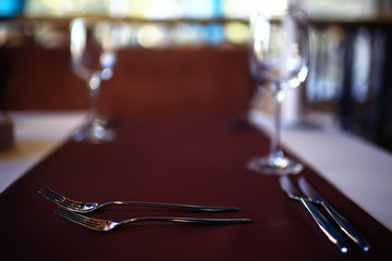 empty wine glasses restaurant interior serving / beautifully served glass wine glasses