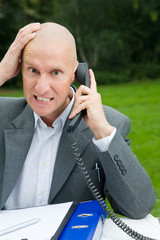 Gereiztheit am Telefon