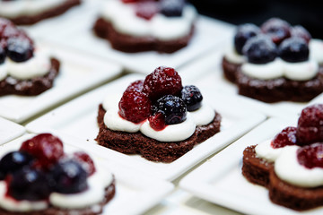 cake with berries